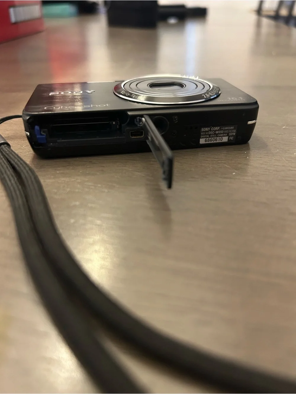 Sony Cybershot DSC W-650 Compact Digital Camera - Black